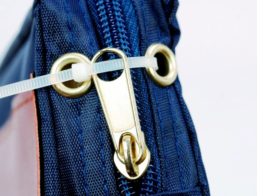 POCHETTE NAVETTE ALBA AVEC SOUFFLET NYLON IMPERMEABLE    GRAND MODELE 400X500CM        COLORIS BLEU/MARRON