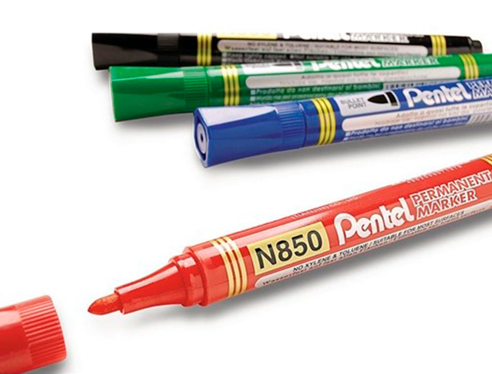 MARQUEUR PENTEL PERMANENT POINTE CONIQUE MOYENNE 4,20MM ENCRE INDELEBIBLE FAIBLE ODEURTOUS SUPPORTS COLORIS NOIR