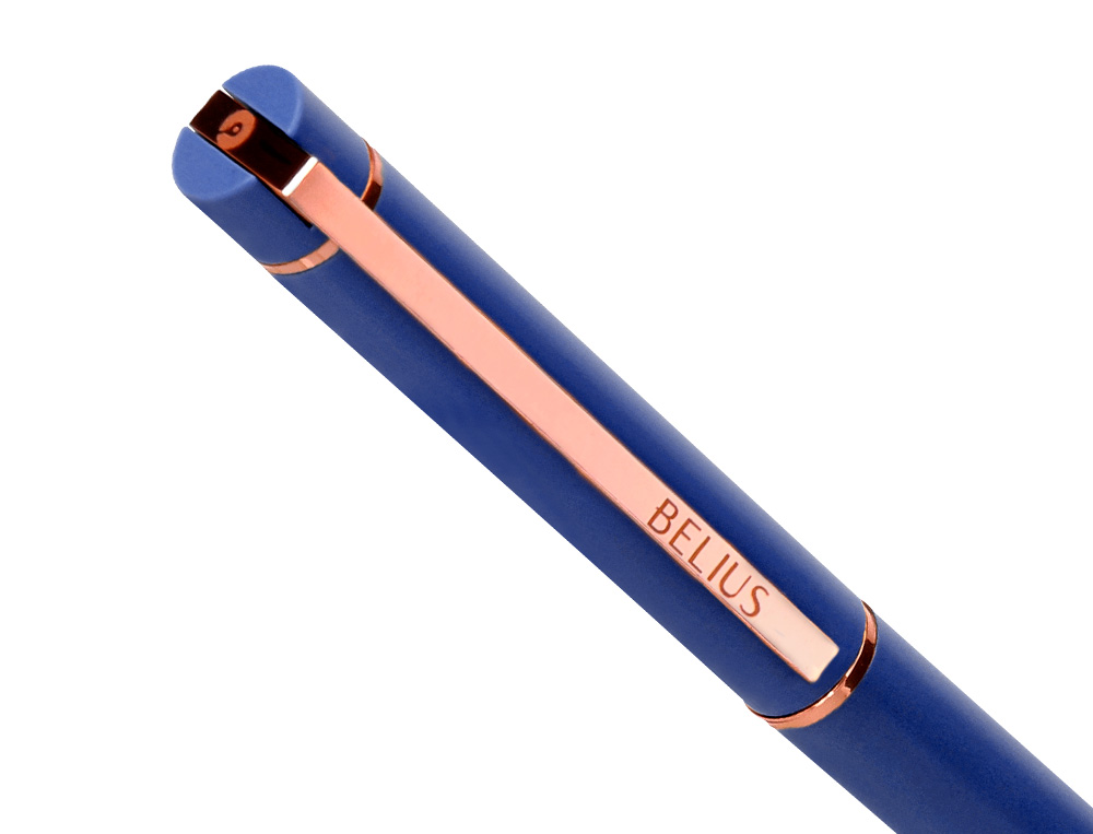 STYLO-BILLE BELIUS ROSE ALUMINIUM DETAILS ET ATTRIBUTS OR ROSE ENCRE BLEUE COLORIS BLEU ELECTRIQUE DANS COFFRET CADEAU