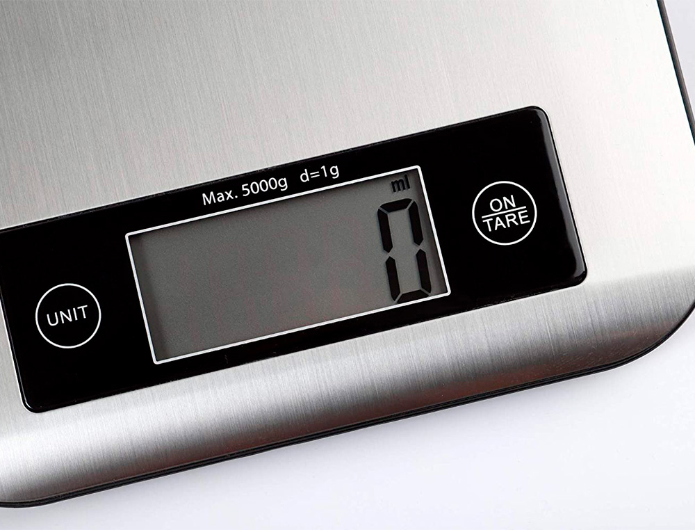BALANCE COMPACTE 5KG/1G INOX AVEC BATTERIE RECHARGEABLE ET REMPLAABLE