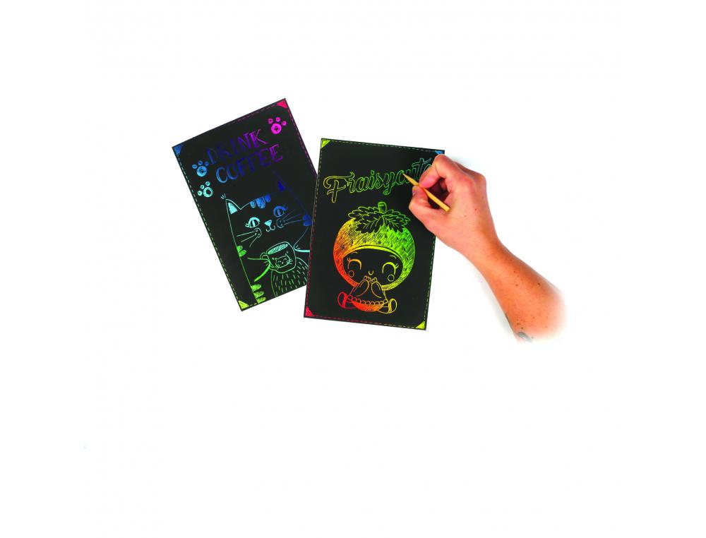 POCHETTE CARTES A GRATTER NOIR SANS BATONNET GRAINE     CREATIVE 15X21 CM 10 UNITES   NOIR SUR FOND ARC EN CIEL