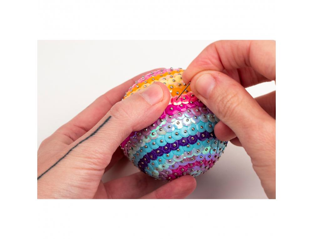 SEQUINS FONTORPIN PERFORES DIAMETRE 7MM 7 COLORIS        ASSORTIS TRANSPARENTS SACHET  DE 120G