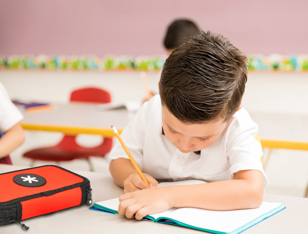 TROUSSE GARNIE ANTARTIK 2 COMPARTIMENTS 28 PIECES ROUGE