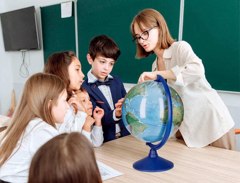 GLOBE TERRESTRE ANTARTIK LUMINEUX CARTE PHYSIQUE ET    POLITIQUE EFFAÇABLE DIAMETRE  30 CM