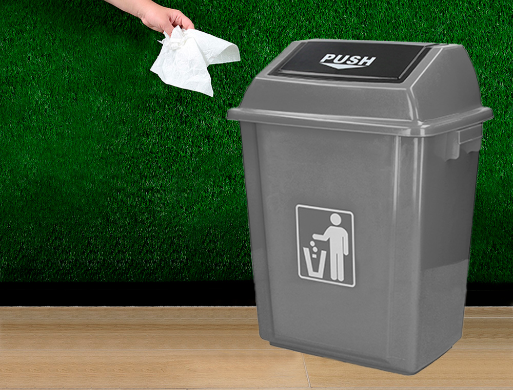 POUBELLE Q-CONNECT PLASTIQUE COUVERCLE BASCULANT OUVERTURE FACILE 2 POIGNES 58L 470X330X760MM COLORIS GRIS