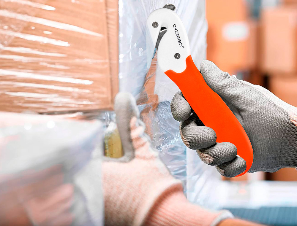 CUTTER DE SECURITE SX782N-1 Q-CONNECT EN PLASTIQUE AVEC   ERGOT EN METAL LAME FIXE      PROTEGEE EN ACIER INOXYDABLE